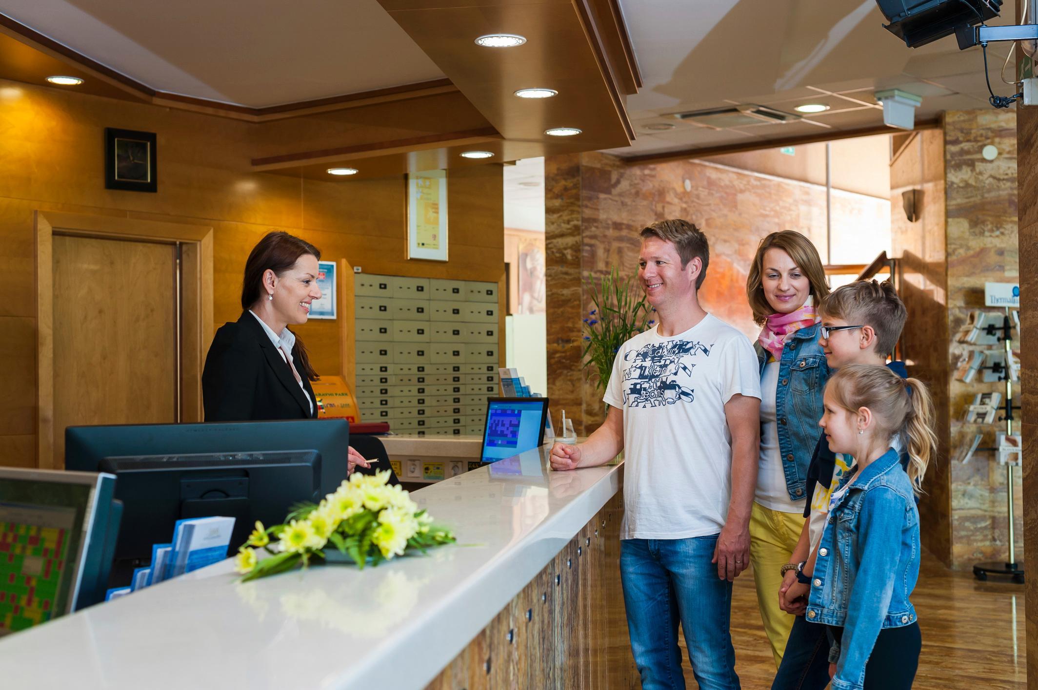 Hotel Termal - Terme 3000 - Sava Hotels & Resorts Moravske-Toplice Eksteriør billede